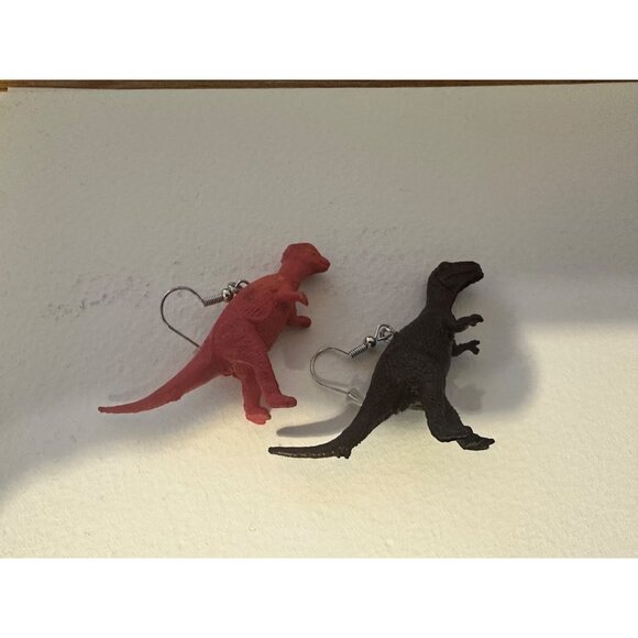 Dinosaur Earrings Red Black T-Rex Dino Novelty Fun‎ Quirky Jewelry - Picture 2 of 2